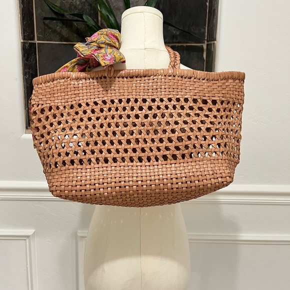 NWT Anthropologie Shira Woven Leather Tote Bag - Picture 4 of 15